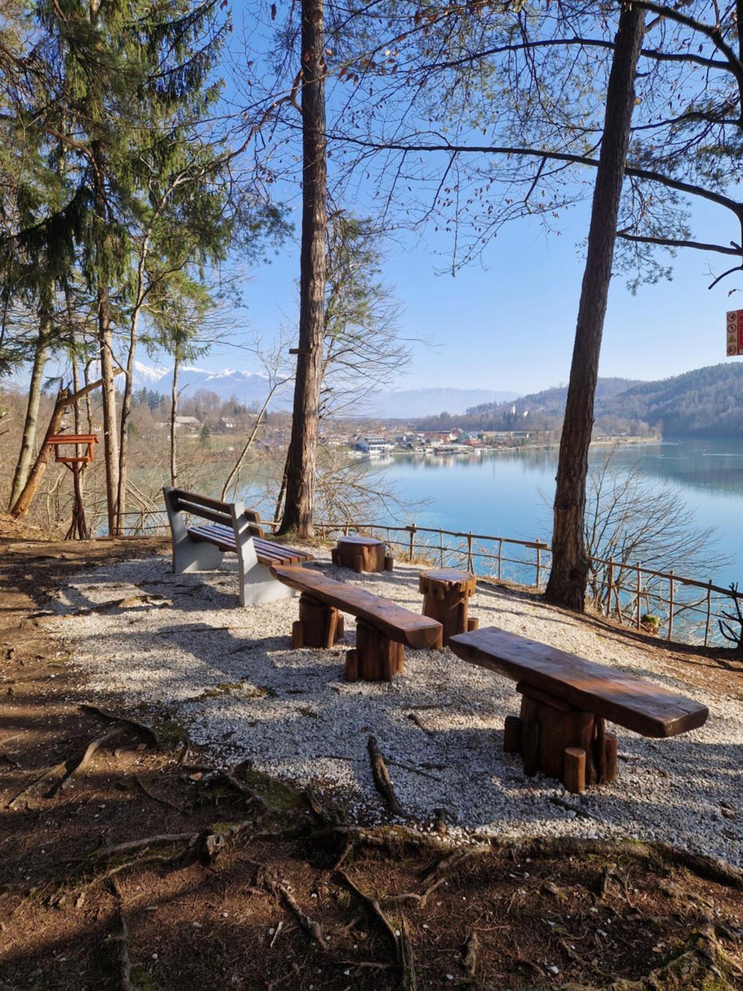 Suita Beli Labod Medvode Buitenkant foto